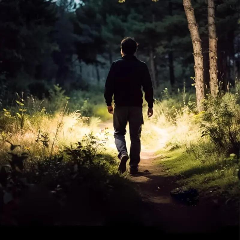 🔥New Year's Discounts: 50% OFF🔦Portable Rechargeable Bright Keychain Flashlight