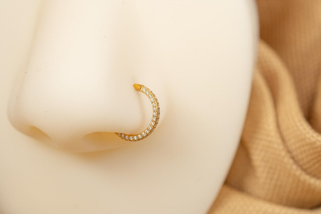 🔥New Year's Discounts: 50% OFF💎20G Titanium Triple-Sided Micro Gem Hinged Nose Hoop — Sparkling Clicker Beauty Mark Jewelry